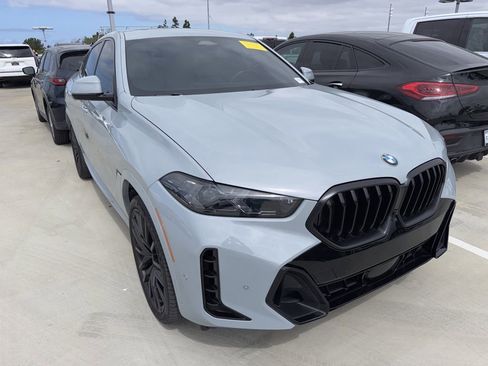 Used 2024 BMW X6 xDrive40i w/ Executive Package AWD/4WD image 3