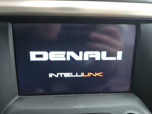 Used 2017 GMC Acadia Denali w/ Technology Package image 32