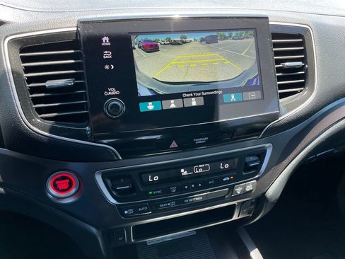 Certified 2023 Honda Passport EX-L image 17