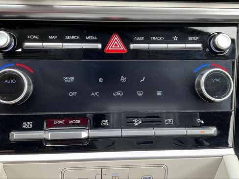 Used 2026 Hyundai Santa Fe SE image 14