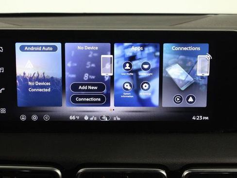 Certified 2026 Nissan Sentra SV w/ SV Convenience Package FWD image 9