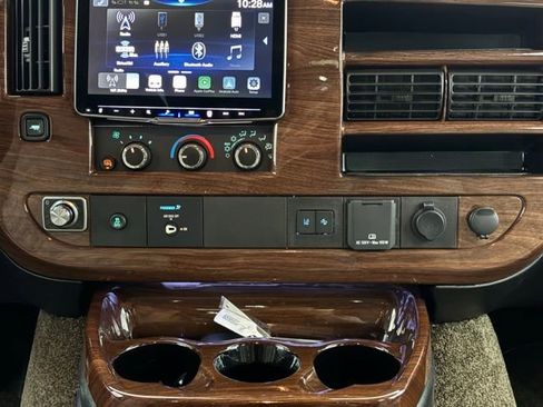 New 2026 GMC Savana 2500 w/ Driver Convenience Package RWD image 29