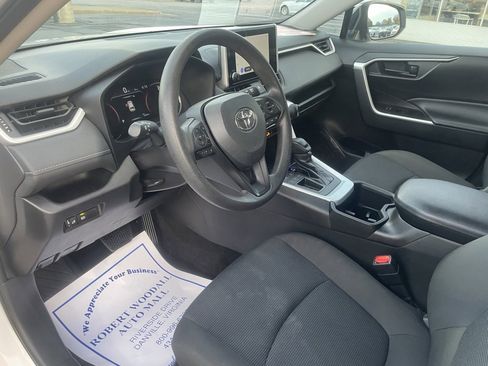 Used 2024 Toyota RAV4 LE image 12