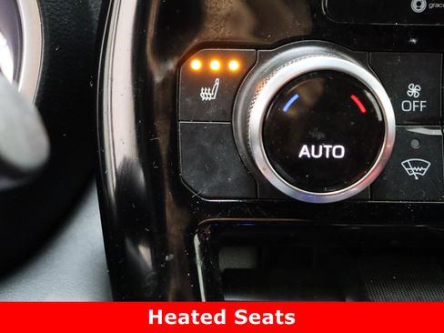 Used 2022 Toyota Highlander XSE image 22