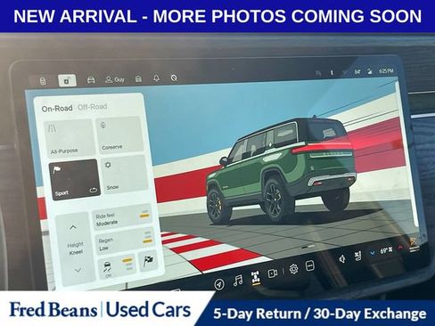 Used 2023 Rivian R1S Adventure AWD/4WD image 8