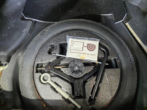 Used 2012 Volvo XC60 T6 R-Design image 30