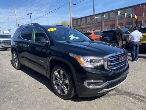 Used 2019 GMC Acadia SLT AWD/4WD image 9
