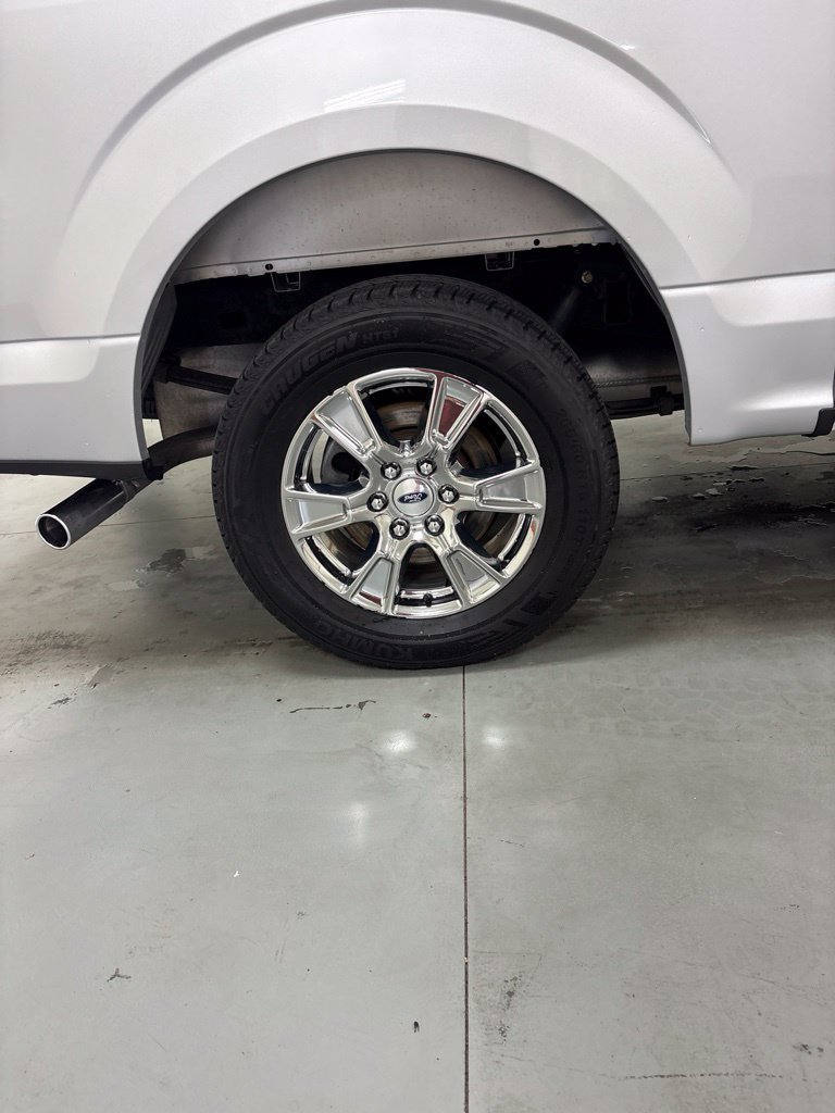 Used 2017 Ford F150 XLT w/ Equipment Group 302A Luxury RWD image 30