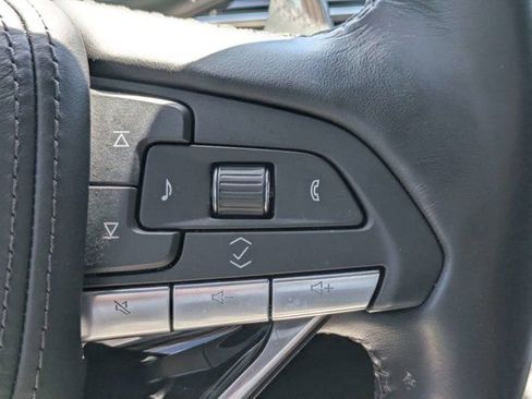 Used 2024 Cadillac Escalade ESV V image 22