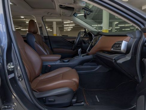 Used 2020 Subaru Outback Touring w/ Tech Package 2 AWD/4WD image 27