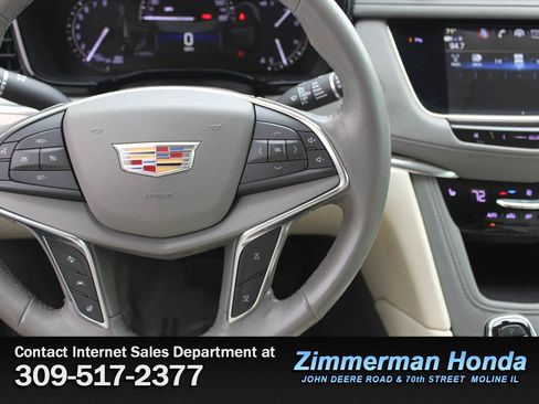 Used 2018 Cadillac XT5 Luxury w/ Driver Awareness Package image 14