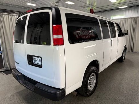 Used 2019 Chevrolet Express 2500 LS w/ Driver Convenience Package RWD image 4