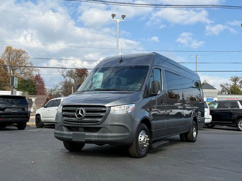 Used 2022 Mercedes-Benz Sprinter 4500 w/ Parking Package image 1