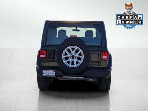 Used 2023 Jeep Wrangler Sport AWD/4WD image 5