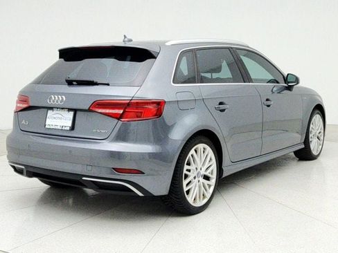 Used 2018 Audi A3 e-tron Prestige w/ Prestige Package image 5