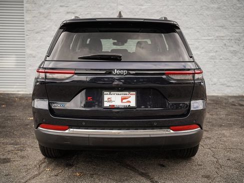 Used 2023 Jeep Grand Cherokee 4WD 4xe image 14