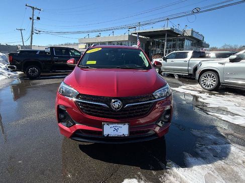 Used 2021 Buick Encore GX Select w/ Advanced Technology Package image 2