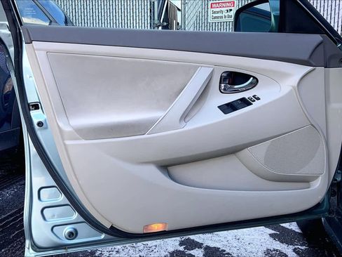 Used 2008 Toyota Camry LE image 22