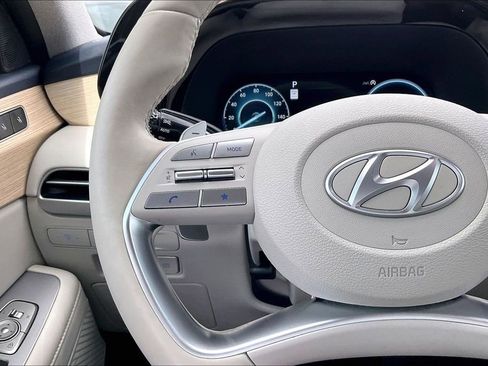 Used 2025 Hyundai Palisade Limited FWD image 10