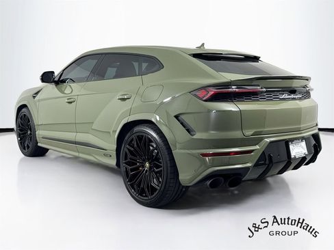 Used 2025 Lamborghini Urus SE AWD/4WD image 5