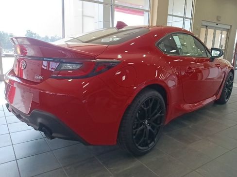 New 2026 Toyota GR86 Premium RWD image 3