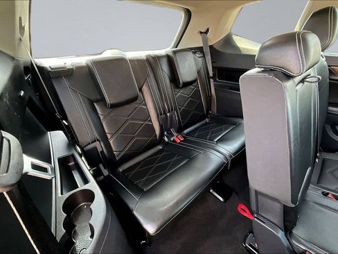 Used 2024 Volkswagen Atlas SE FWD image 27