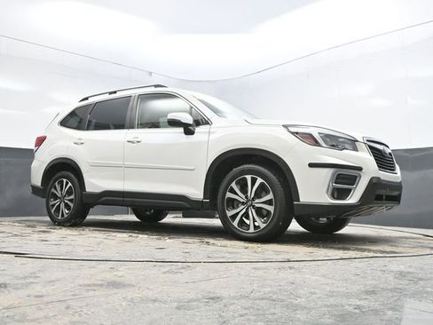 Used 2021 Subaru Forester Limited image 30