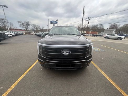 Used 2025 Ford F150 Lightning Platinum AWD/4WD image 2