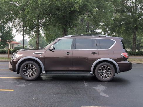 Used 2018 Nissan Armada Platinum w/ Captain Seat Package RWD image 2