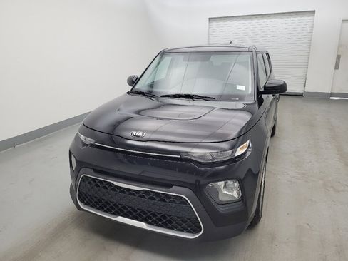 Used 2021 Kia Soul LX FWD image 15