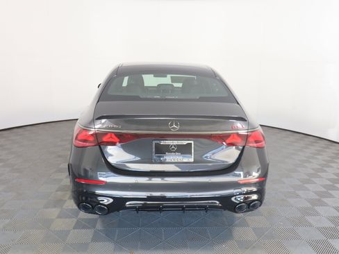 New 2026 Mercedes-Benz E 53 AMG e 4MATIC Sedan image 4
