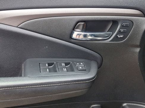 Used 2022 Honda Ridgeline RTL image 10