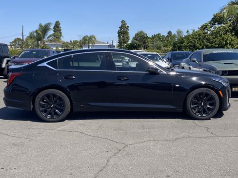 Used 2021 Cadillac CT5 Luxury image 2