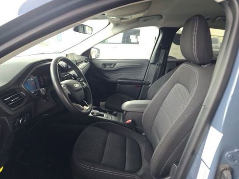 Used 2024 Ford Escape Active AWD/4WD image 7