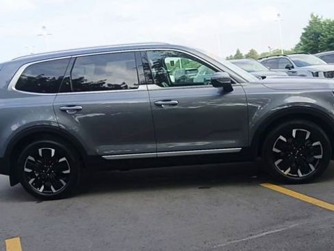 Certified 2023 Kia Telluride SX Prestige AWD/4WD image 4
