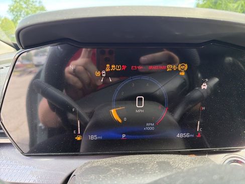 Used 2025 Chevrolet Trax ACTIV w/ Driver Confidence Package FWD image 17