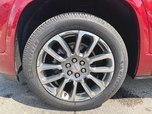 Used 2023 GMC Acadia Denali FWD image 13
