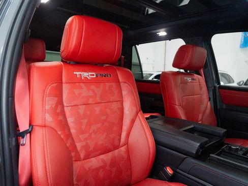 Used 2024 Toyota Sequoia TRD Pro AWD/4WD image 60