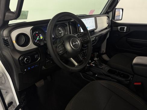 Used 2025 Jeep Wrangler Unlimited Sport S 4xe AWD/4WD image 20