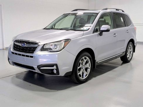 Used 2017 Subaru Forester 2.5i Touring AWD/4WD image 1