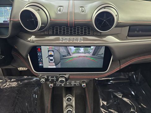 Used 2022 Ferrari Portofino M RWD image 21