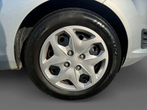 Used 2016 Ford Fiesta S image 17