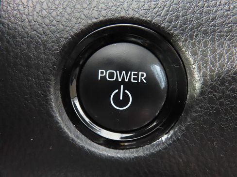 Used 2025 Toyota Camry LE w/ Convenience Package FWD image 15
