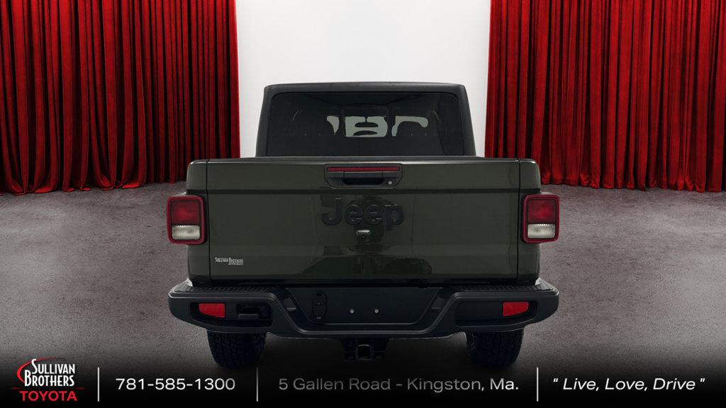 Used 2022 Jeep Gladiator Sport AWD/4WD image 6