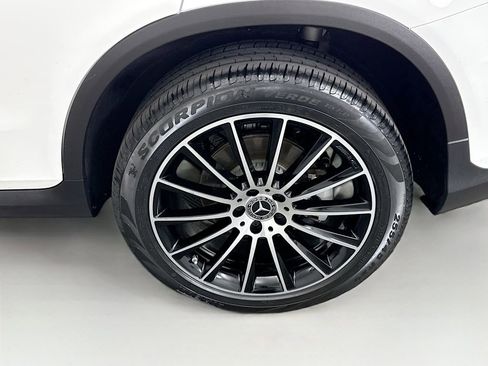 Certified 2022 Mercedes-Benz GLC 300 image 29