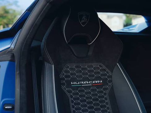 Used 2023 Lamborghini Huracan Tecnica RWD image 34