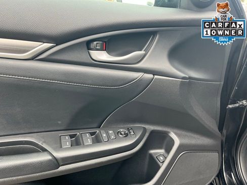 Used 2020 Honda Civic Touring image 14