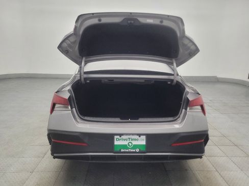 Used 2024 Hyundai Elantra SEL FWD image 29