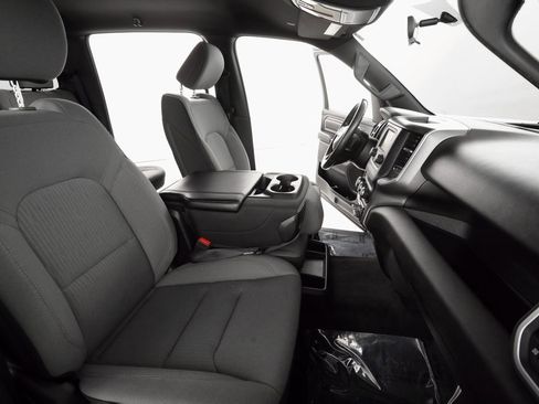 Certified 2022 RAM 1500 Big Horn image 13