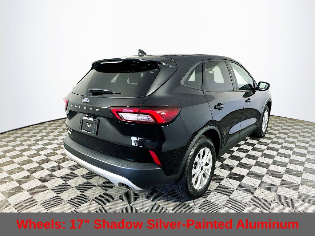 Used 2025 Ford Escape Active w/ Cold Weather Package FWD image 11